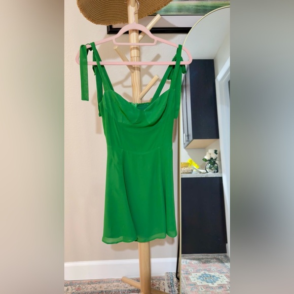 Reformation Niara Dress in Green, size 4 and 6, brand new, never worn. - Picture 12 of 12